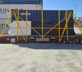 contenedor-fr-40-logistica-segura.webp 3